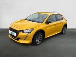 Jaune Utilisé 2023 Peugeot e-208 Style Citadine | 18 490 € (Prix juste)