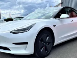 Blanc Utilisé 2018 Tesla Model 3 Standard Range Plus Berline | 30 990 € (Prix assez cher)