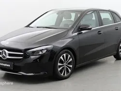 Noir Utilisé 2022 Mercedes B180 Style Monospace | 27 799 € (Prix juste)