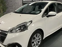 Utilisé 2019 Peugeot 208 Business-Line Citadine | 9 990 € (Bon prix)