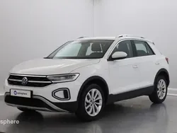 Blanc pur Utilisé 2022 VW T-Roc Style SUV | 28 299 € (Prix juste)