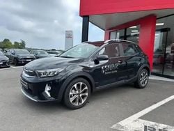 Noir Occasion 2025 Kia Stonic SUV | 22 980 € (Prix juste)