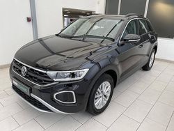 Utilisé 2022 VW T-Roc Life SUV | 21 900 € (Prix juste)