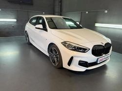 Blanc Utilisé 2023 BMW 118 Sport Line Citadine | 28 900 € (Prix juste)