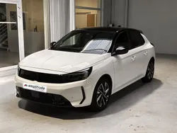 Blanc arktis/toit noir karbon Utilisé 2024 Opel Corsa Citadine | 17 489 € (Bon prix)