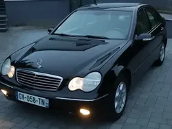 Utilisé 2004 Mercedes C180 Avantgarde Berline | 5 300 €