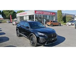 Noir Nouvelle 2025 Peugeot 2008 Allure SUV | 27 990 € (Prix juste)