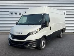 Blanc Utilisé 2022 Iveco Daily Van | 29 980 € (Prix juste)