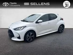 Utilisé 2025 Toyota Yaris Hybrid Design Berline | 24 500 € (Prix assez cher)