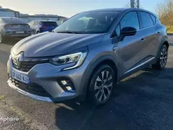 Gris Utilisé 2023 Renault Captur Techno SUV | 17 399 € (Bon prix)