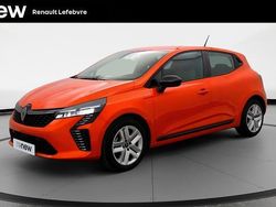 Orange Utilisé 2023 Renault Clio V Evolution Citadine | 15 590 € (Prix juste)