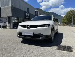 Blanc Utilisé 2023 Mazda MX30 Exclusive-Line SUV | 31 390 €