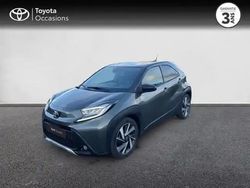 Biton vert cardamome métal/toit noir Occasion 2022 Toyota Aygo X SUV | 16 990 € (Prix cher)