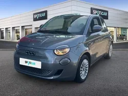 Utilisé 2022 Fiat 500e Action Citadine | 15 990 € (Prix assez cher)