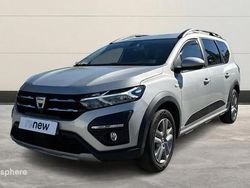 Gris Utilisé 2022 Dacia Jogger Comfort Monospace | 15 999 € (Prix juste)