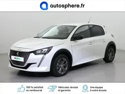 Blanc Utilisé 2022 Peugeot e-208 Allure Citadine | 17 990 € (Prix juste)
