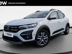 Blanc Utilisé 2021 Dacia Sandero Comfort Citadine | 14 380 € (Prix assez cher)