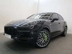 Noir Utilisé 2021 Porsche Cayenne Turbo S SUV | 122 800 € (Prix juste)