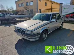 Gris Utilisé 1991 Alfa Romeo 75 Berline | 8 000 €