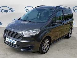 Utilisé 2015 Ford Tourneo Courier Titanium Monospace | 10 340 € (Super prix)