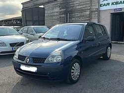 Utilisé 2002 Renault Clio II Expression Citadine | 3 999 € (Prix juste)