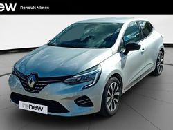 Gris Utilisé 2023 Renault Clio V Techno Citadine | 18 199 € (Prix juste)