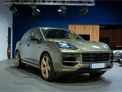 Vert Utilisé 2024 Porsche Cayenne Turbo SUV | 219 900 €