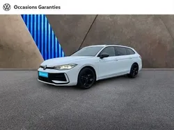 Blanc Utilisé 2024 VW Passat R-line Break | 42 990 €