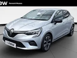 Gris Utilisé 2023 Renault Clio V Evolution Citadine | 15 890 € (Prix juste)