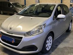 Blanc Utilisé 2015 Peugeot 208 Citadine | 4 500 € (Super prix)