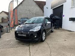 Noir Occasion 2012 Citroën DS3 Chic Citadine | 4 960 € (Prix juste)