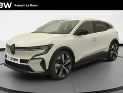 Blanc Utilisé 2022 Renault Mégane Techno Berline | 25 790 € (Prix assez cher)