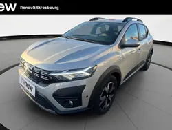 Gris Utilisé 2024 Dacia Sandero Expression Citadine | 15 999 € (Prix juste)
