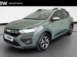 Gris Utilisé 2023 Dacia Sandero Expression Citadine | 16 290 € (Prix juste)