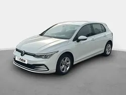 Blanc Utilisé 2021 VW Golf VIII Life Berline | 18 890 € (Prix juste)
