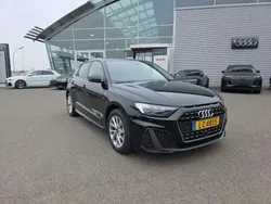 Noir Utilisé 2025 Audi A1 Sportback S-Line Citadine | 32 717 € (Prix cher)