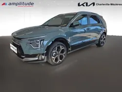 Vert aventurine mã©tallisã© Utilisé 2025 Kia Niro Premium SUV | 32 999 € (Prix juste)