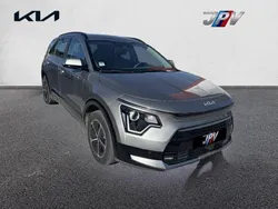 Utilisé 2025 Kia Niro Premium SUV | 34 880 € (Prix cher)