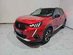 Rouge Utilisé 2020 Peugeot 2008 GT-line SUV | 18 990 € (Prix juste)