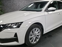 Blanc Utilisé 2024 Skoda Octavia Selection Berline | 28 990 € (Bon prix)