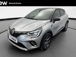 Gris Utilisé 2024 Renault Captur Techno SUV | 19 990 € (Prix juste)