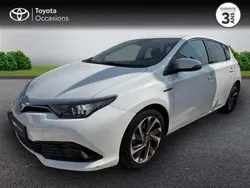 Utilisé 2017 Toyota Auris Hybrid Design Berline | 14 390 € (Prix juste)