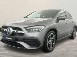 Gris Utilisé 2020 Mercedes GLA200 AMG line SUV | 29 999 € (Prix juste)