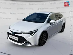 Blanc Utilisé 2024 Toyota Corolla Design Break | 27 999 € (Prix juste)