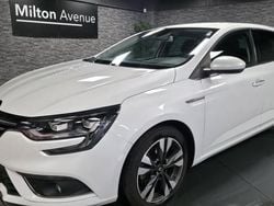 Blanc Utilisé 2019 Renault Mégane IV Intens Berline | 14 990 € (Prix juste)