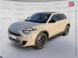 Sable earth métallisé Utilisé 2024 Fiat 600E La Prima SUV | 28 999 € (Prix juste)