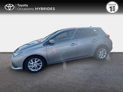 Utilisé 2016 Toyota Auris Hybrid Berline | 15 490 € (Prix assez cher)