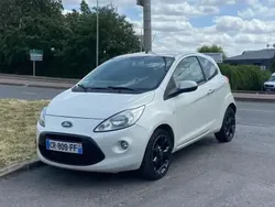 Blanc Utilisé 2013 Ford Ka Titanium Citadine | 4 990 €