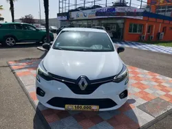 Blanc Utilisé 2021 Renault Clio V LIMITED Berline | 15 950 € (Prix juste)