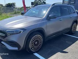 Gris Utilisé 2023 Mercedes EQB250+ AMG line SUV | 40 999 € (Prix assez cher)